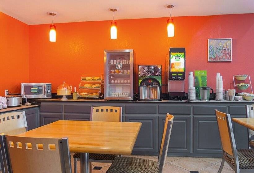 בית מלון כפרי Quality Inn Carthage