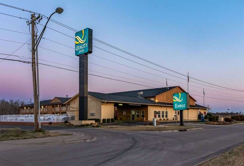 ホテル Quality Inn Glenpool  Tulsa