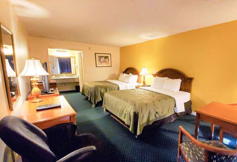 هتل Quality Inn Near Manatee Springs State Park