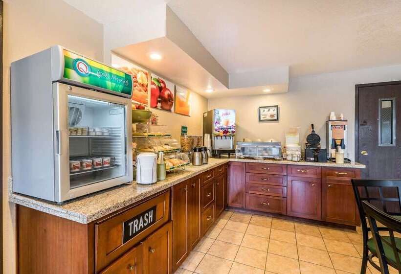 فندق Quality Inn