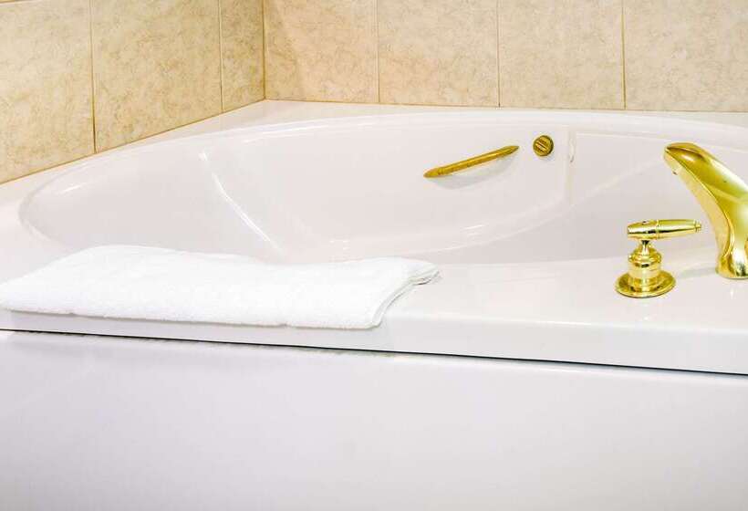 בית מלון כפרי Quality Inn & Suites