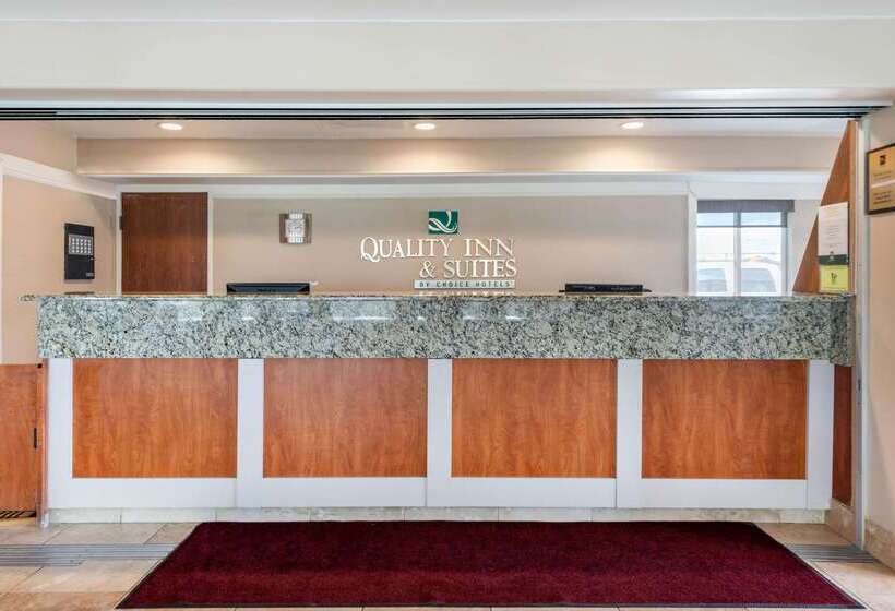 Hotel Quality Inn & Suites Limon