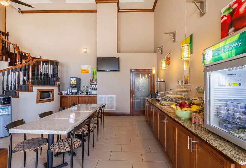Отель Quality Inn & Suites Owasso Us 169
