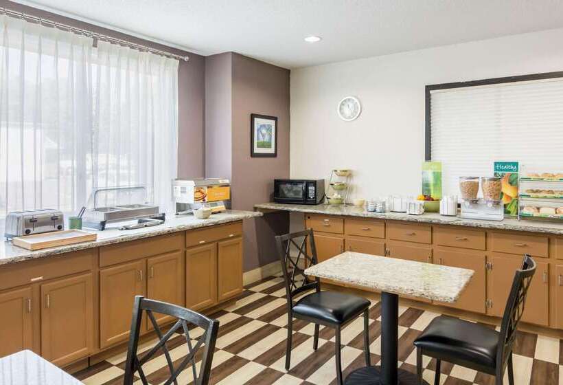 酒店 Quality Inn Warsaw Near Rappahannock River