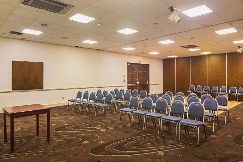 فندق Red Roof Inn Lubbock