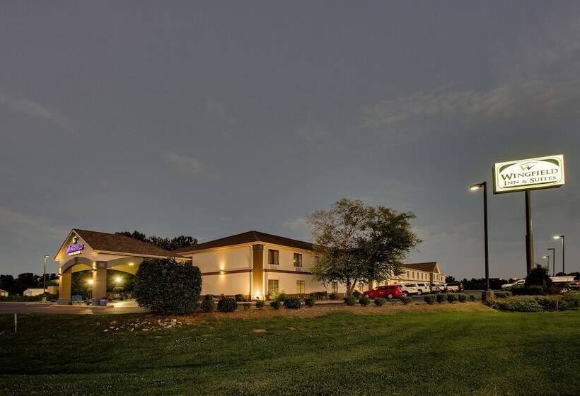 호텔 Wingfield Inn & Suites
