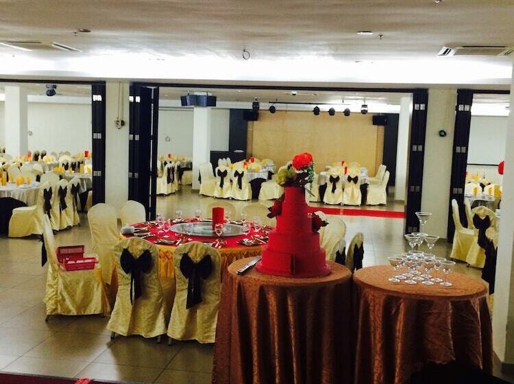 هتل Grand Court