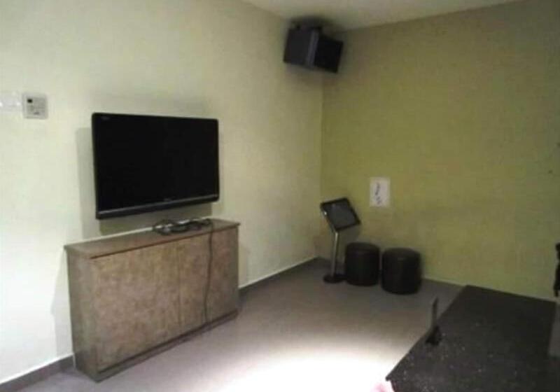 هتل Grand Court