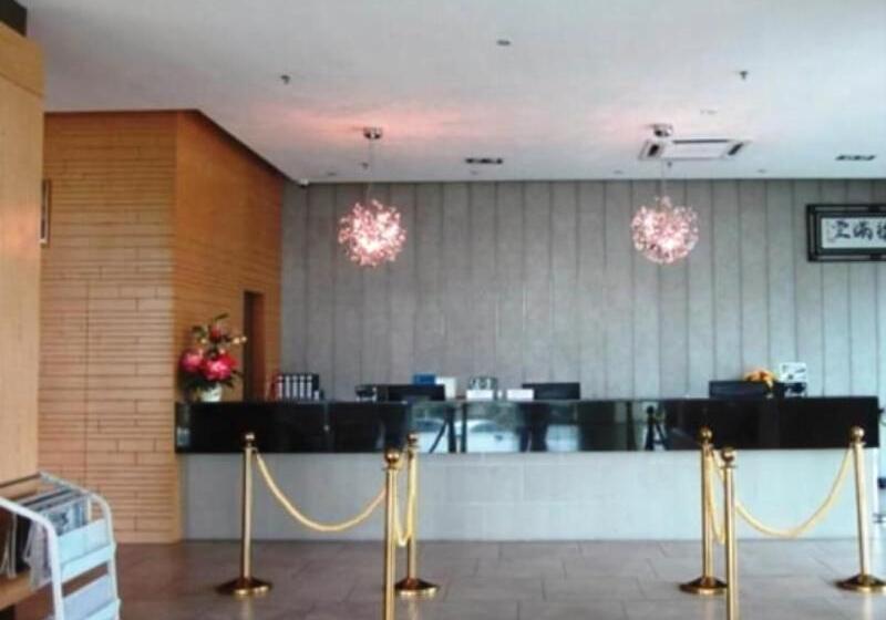 هتل Grand Court