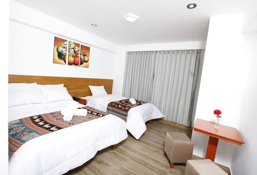 Latinos House Cusco