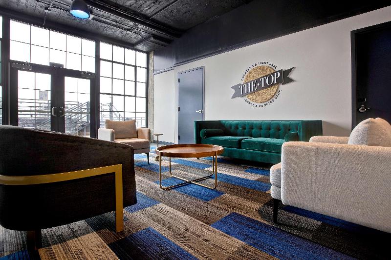 هتل Embassy Suites By Hilton Rockford Riverfront