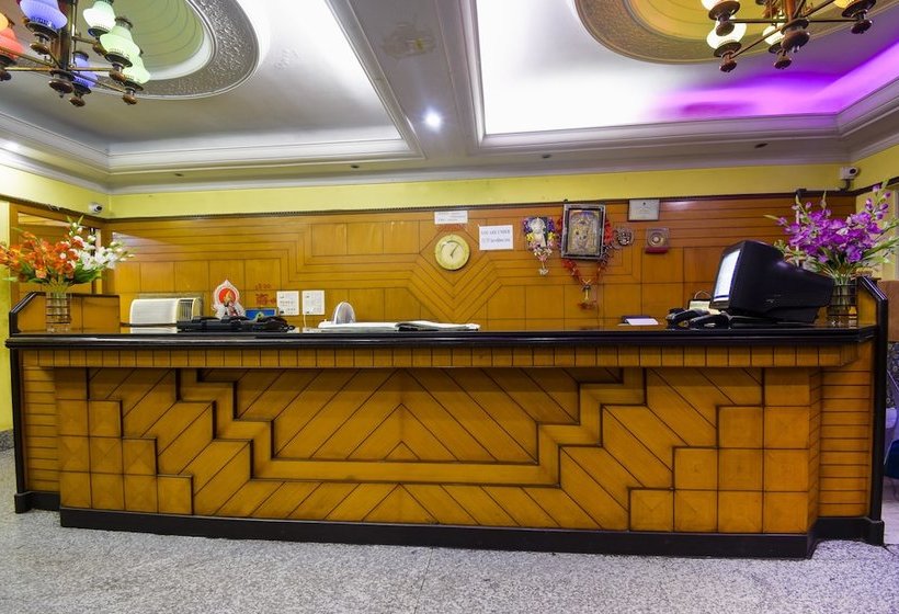 Отель Oyo 60019 Classic Inn