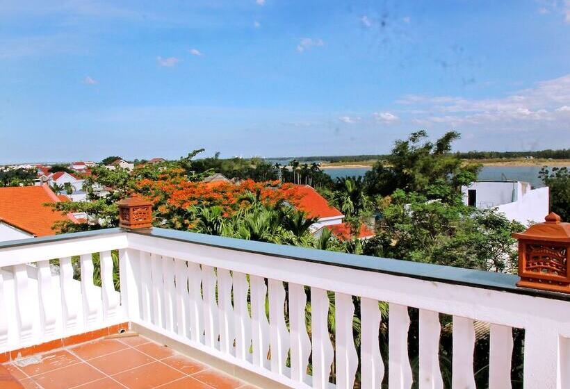 هتل Green Island Hoian Villa