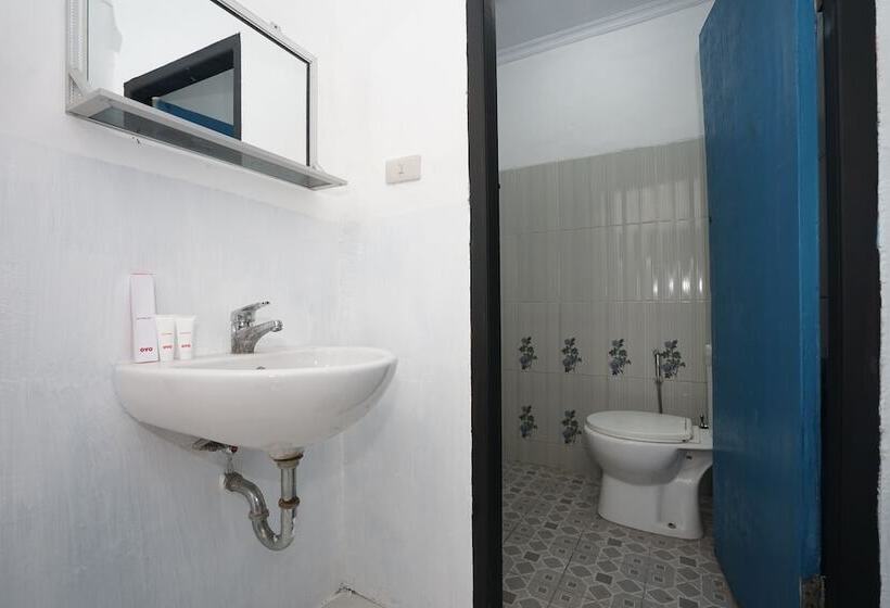 هتل Oyo 1315 Paris