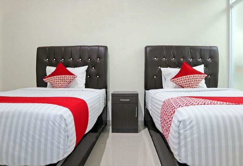 Hotel Oyo 1326 Mahakam Residence