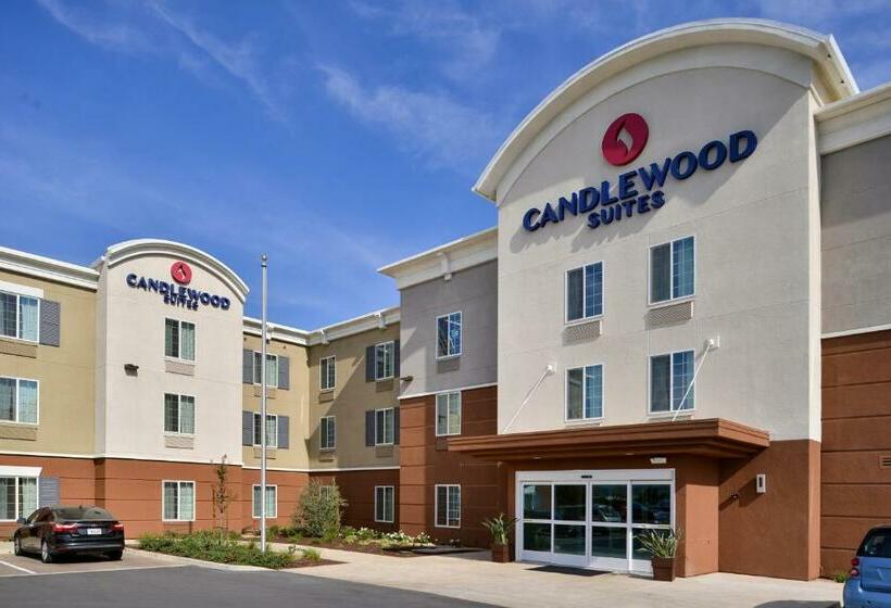 هتل Candlewood Suites  Lodi