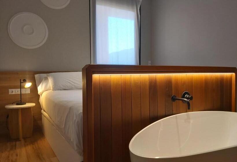 پانسیون Habital Suites