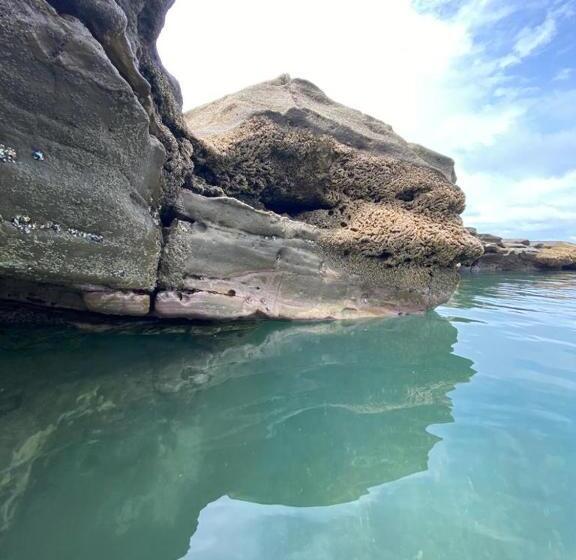 تختخواب و صبحانه Mola Mola Surf Popoyo