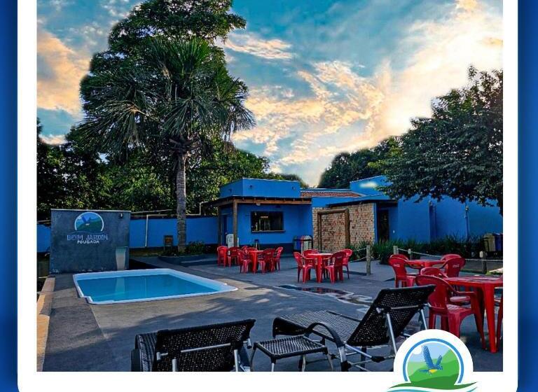 پانسیون Pousada Bom Jardim