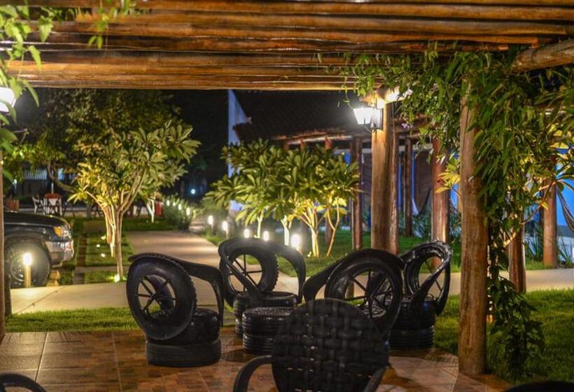 پانسیون Pousada Bom Jardim