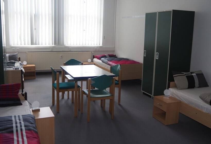 Hostel Jo Si