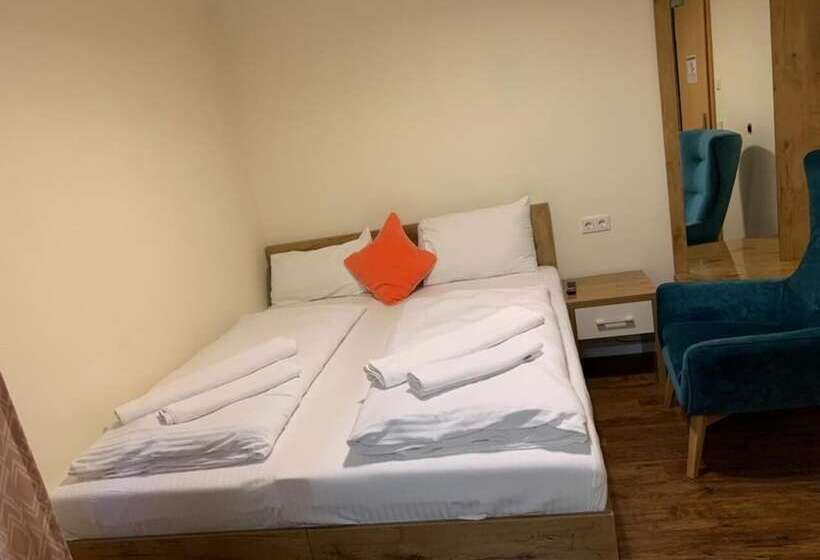 Fotos del hotel Isha:  5