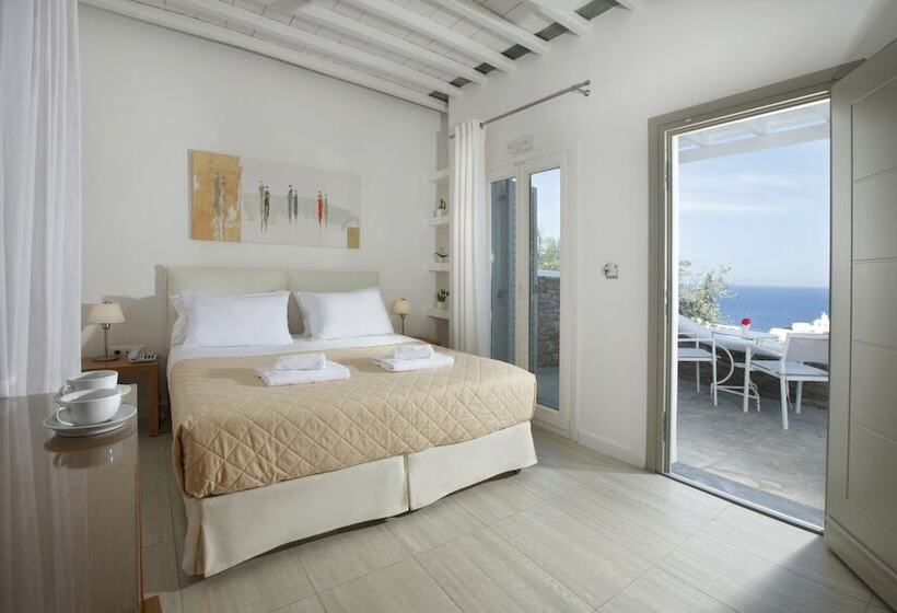 هتل Selana Suites