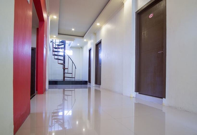 پانسیون Reddoorz Near Taman Kota Ternate