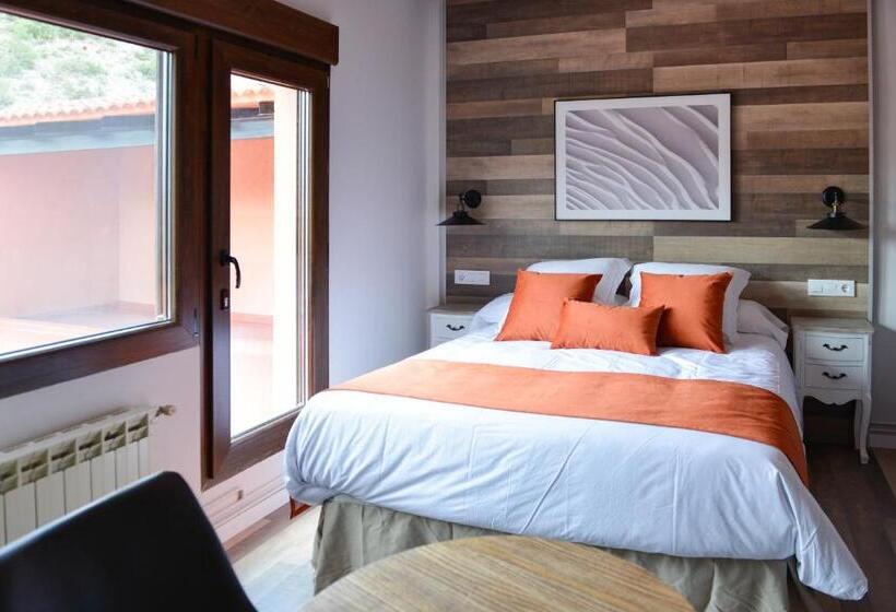 تختخواب و صبحانه La Casita De El Cuervo