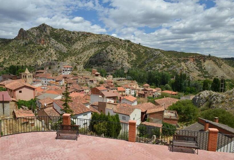 تختخواب و صبحانه La Casita De El Cuervo