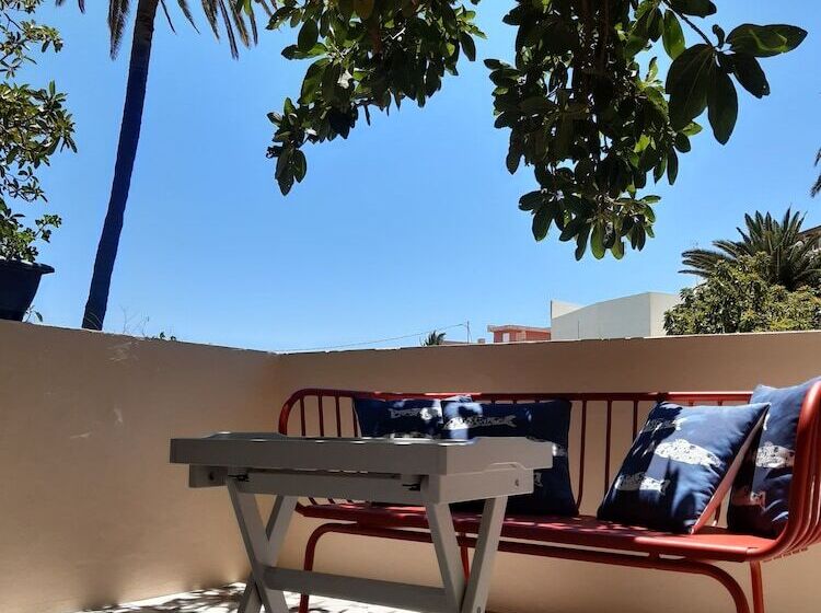 تختخواب و صبحانه Villa Nestor