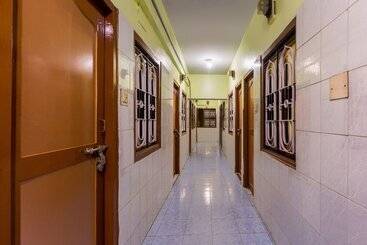 هتل Spot On 45777 Triplicane High Rd