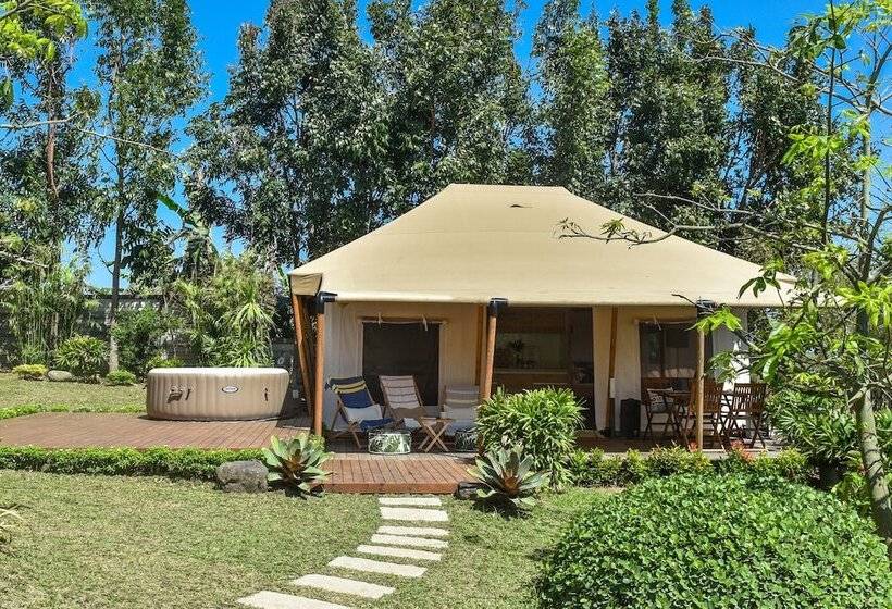 فندق The Park Silang