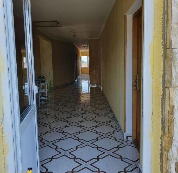 پانسیون ахра