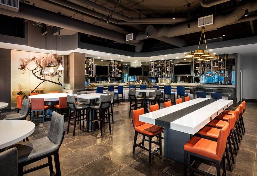 בית מלון כפרי Courtyard By Marriott Los Angeles Monterey Park