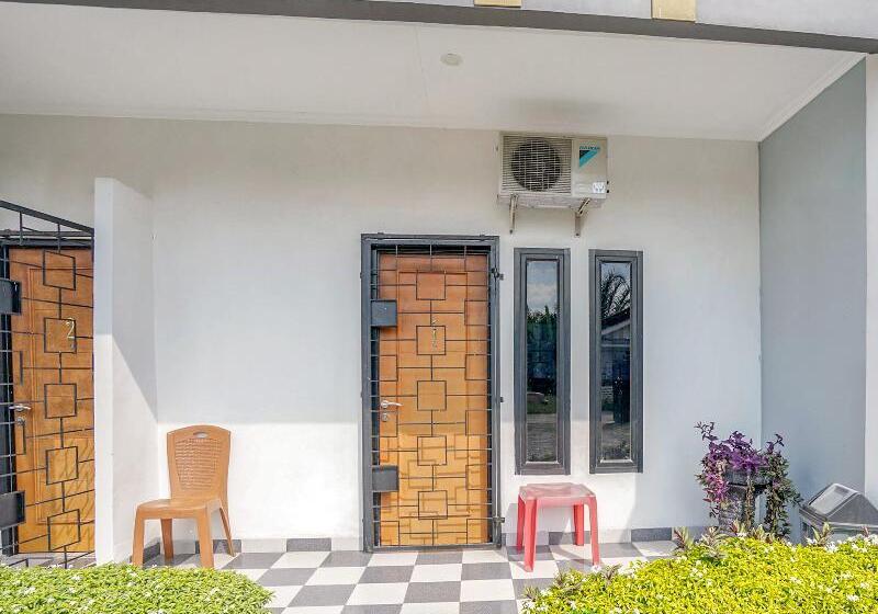 هتل Oyo 1266 Green Palm Syariah