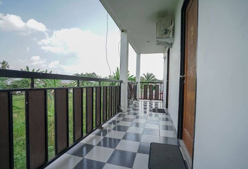 هتل Oyo 1266 Green Palm Syariah