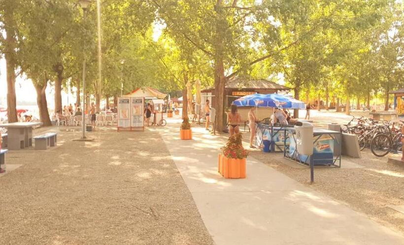 هتل Santa Villa & Restaurant