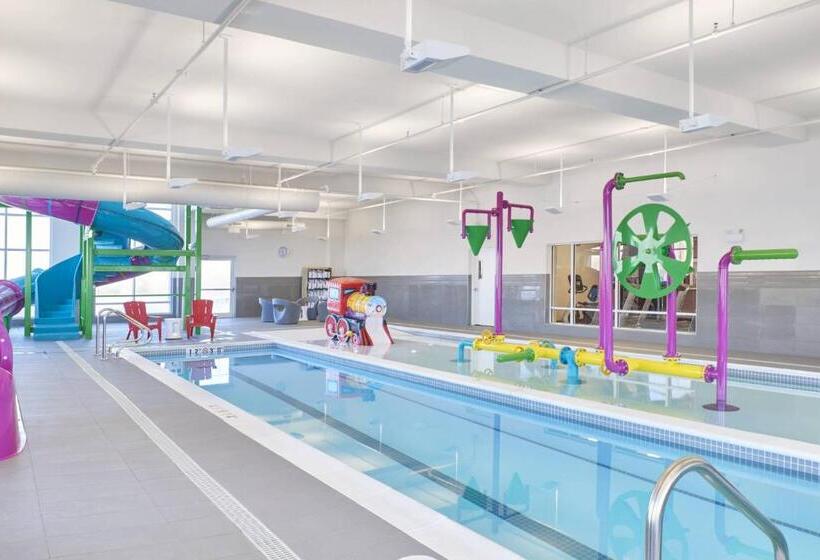 هتل Towneplace Suites By Marriott Medicine Hat