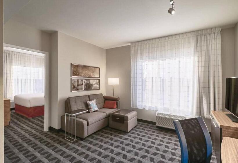 هتل Towneplace Suites By Marriott Medicine Hat