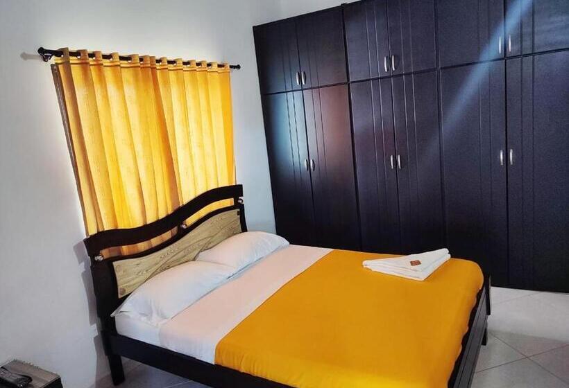 هتل Mi Techito Curiteño