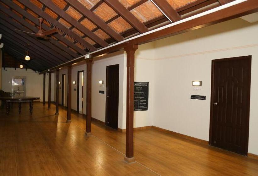 בית מלון כפרי Ymca Program Centre