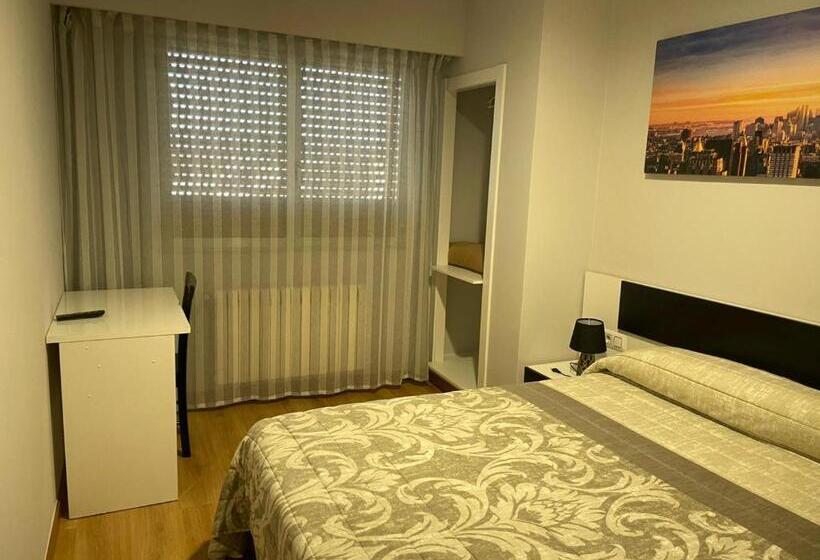 پانسیون Hostal Cid