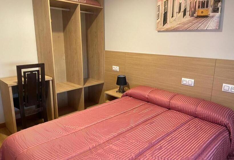 پانسیون Hostal Cid
