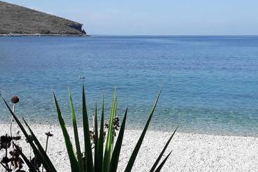 پانسیون Olive Lodge