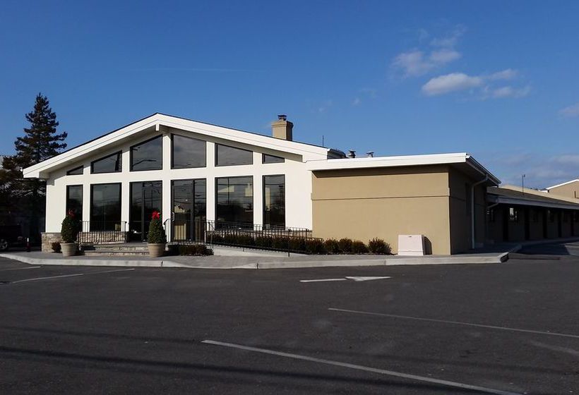 Bethpage Motel