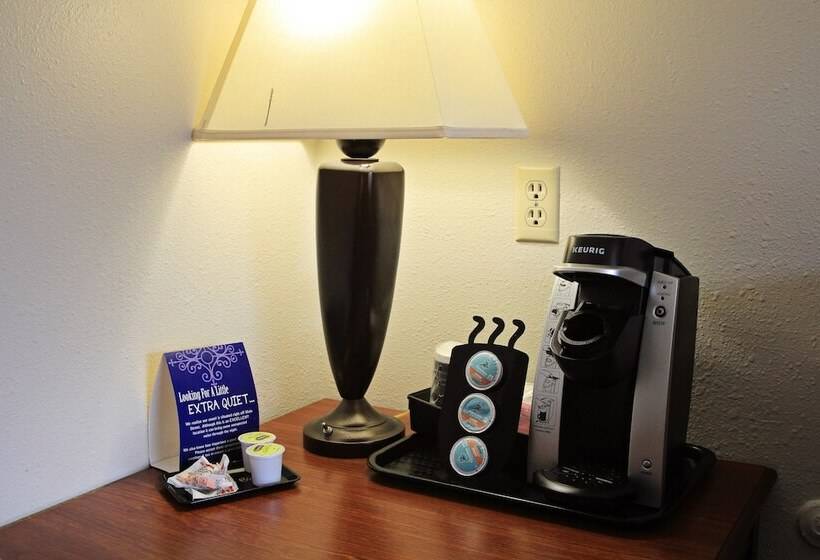 Bowen Motel