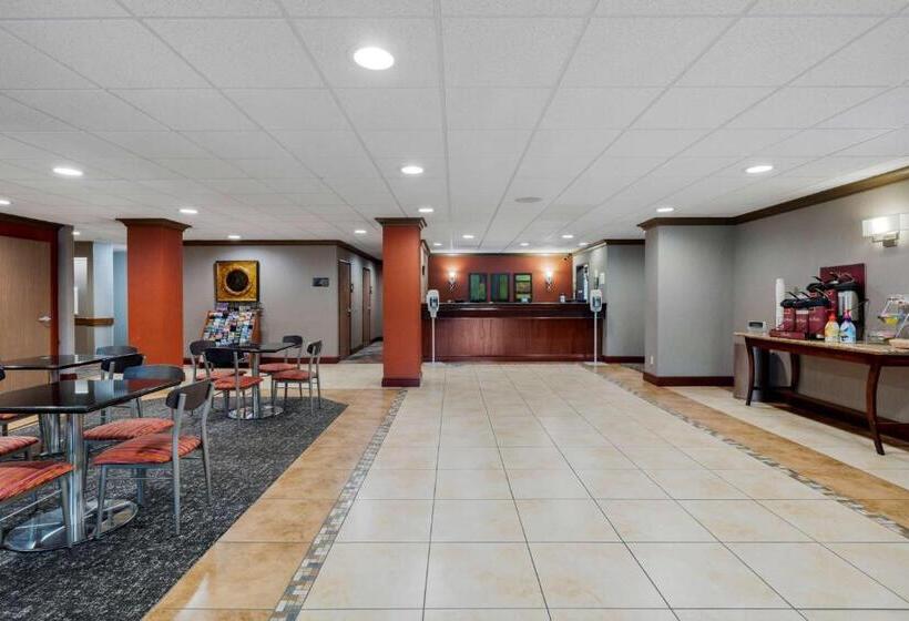 בית מלון כפרי Best Western Cascade Inn & Suites
