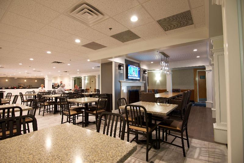 فندق Best Western Plus Plattsburgh