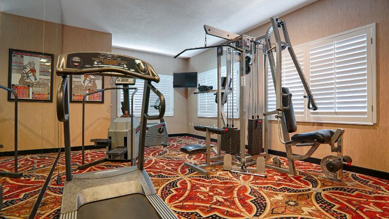 هتل Best Western Plus Southpark Inn & Suites